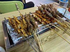 -烤满分·东北烧烤(首经贸店)