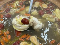 -广味炭炉鸡煲(宝业路分店)