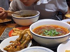 -湘下佬·老长沙吃货铺(酃湖万达店)
