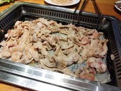 -钦瓦台时尚自助餐厅(银泰城店)