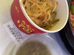 -杨铭宇黄焖鸡米饭(光谷APP广场店)