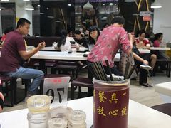 大堂-禾师兄·布拉肠(一德路店)