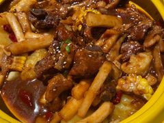 -多嘴肉蟹煲(万达店)