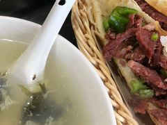 -秦小龙驴肉火烧馆