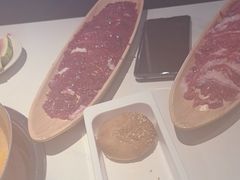 -左庭右院鲜牛肉火锅(金山万达店)