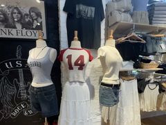 -Brandy Melville