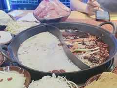 -赵美丽·重庆社区火锅·直营店(火车东站·中豪国际店)