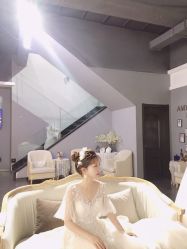 -艾米丽婚纱礼服