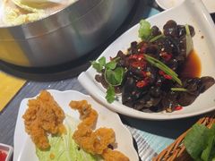 -四季喧黔味豆米火锅(万达广场店)
