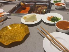 -海底捞火锅(宝龙广场夜宵主题店)