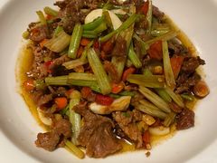 土芹菜炒黄牛肉-湘语·湖南家常菜(新洲店)