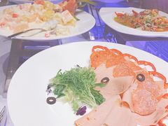 -溪山里酒店·四季海鲜自助餐厅