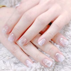 -蔓晨美甲工作室