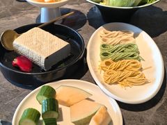 -德天肥牛海鲜火锅(城西银泰店)