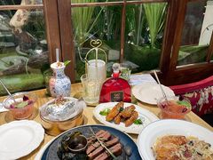 -秘密旅行Bonjour(黑金冠 江南西店)
