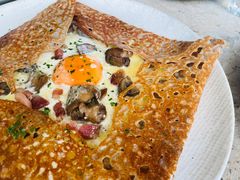 鸡蛋蘑菇熏肉荞麦可丽饼-RAC BAR(安福路店)