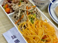 凉菜三拼-丝路伊兰·兰州牛肉面(马连道店)
