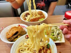大传统猪肉面-老柴削面(向阳里店)
