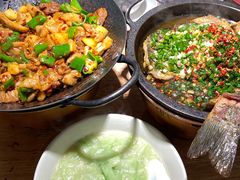 -聚鑫朋酸菜肥肠(九龙仓店)