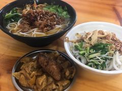 -再回首鸡肉米线(人民路一店)