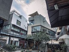 -泉乐坊步行街(烟酒特产平价超市店)