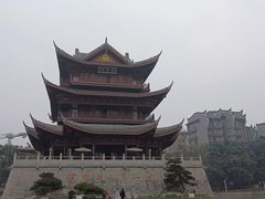 -中国宜宾·长江地标广场