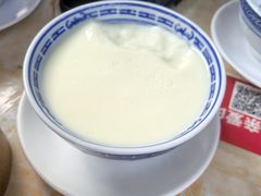-周大娘牛乳(旧寨古村总店)