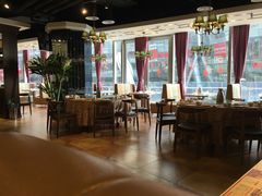 大堂-闫府私房菜·百年鲁菜(恒隆店)