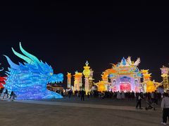 -淄博花灯齐彩城
