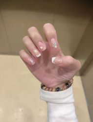 -苏彩·皮肤管理美甲美睫