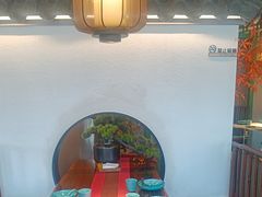 -荷塘秋月·本帮江浙菜(国权路店)