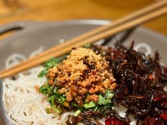-缘生态云南菜·野生菌庭院餐厅(华侨城店)