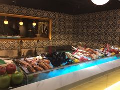 -La Mer Restaurant & Lounge
