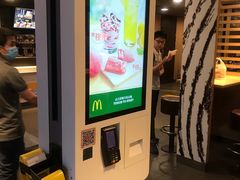 -麦当劳(新华路步步高店)