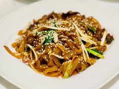 XO酱干炒牛河-珍呈中餐厅•粤川淮扬新疆(乌鲁木齐康莱德酒店)