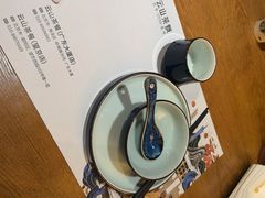 -云山茶餐厅(广东大厦店)