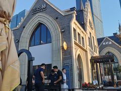 -LENBACH兰巴赫西餐啤酒坊(大连东港店)