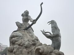 -巴陵广场