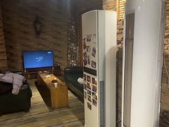 -玩坞轰趴馆·户外团建聚会主题生日派对馆(世豪广场店)