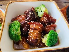 外婆家的红烧肉-悦哉·派对·草坪婚礼·围炉煮茶(三圣乡店)