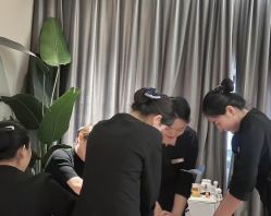 点击看大图 -阅年轻·AI家庭健康体质调理