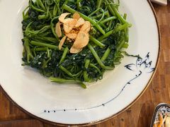 -Hoang Yen Vietnamese Cuisine