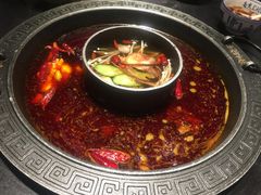 菌汤鸳鸯锅-晓宇重庆火锅(龙首店)