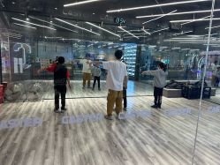 -CASTER跳舞俱乐部