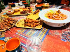 -乡村馕坑肉·烧烤·新疆菜·本地人更爱吃(阿勒泰首店)