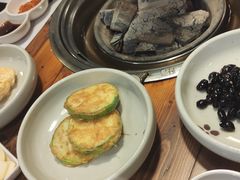 -草家酱蟹炭火烤肉店(珲春南路一店)
