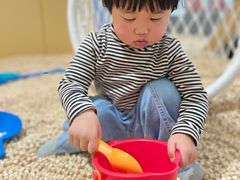 -蓝鲸奇亲子游泳俱乐部