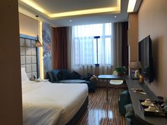-雅夫酒店(西安市图书馆地铁站店)