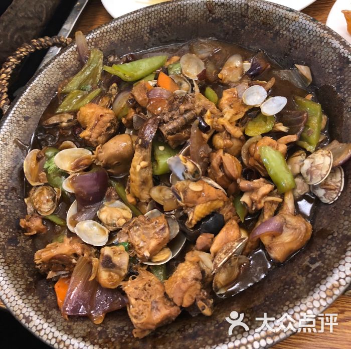 日欣家常菜馆(海大分店)铁锅蛤蜊鸡图片 - 第3张