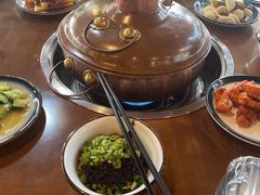-岳记兴隆·青城腊排铜火锅(融创店)